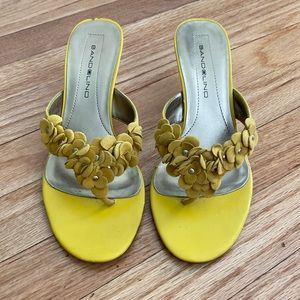 Bandolino kitten heel sandals